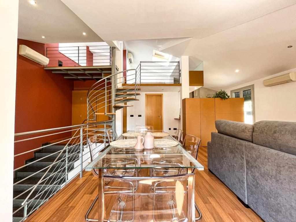 赫罗纳Loft Cort Reial Atico In The Heart Of The Old Town公寓 外观 照片