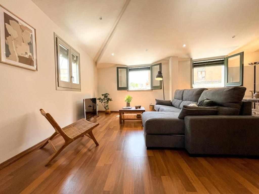 赫罗纳Loft Cort Reial Atico In The Heart Of The Old Town公寓 外观 照片