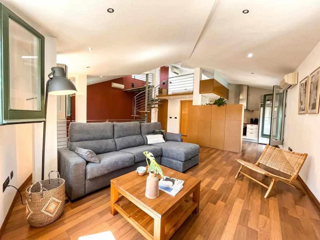 赫罗纳Loft Cort Reial Atico In The Heart Of The Old Town公寓 外观 照片